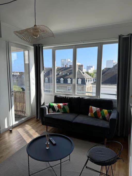Charmant Appartement T3 Avec Balcon, Centre-Ville Lorient Buitenkant foto